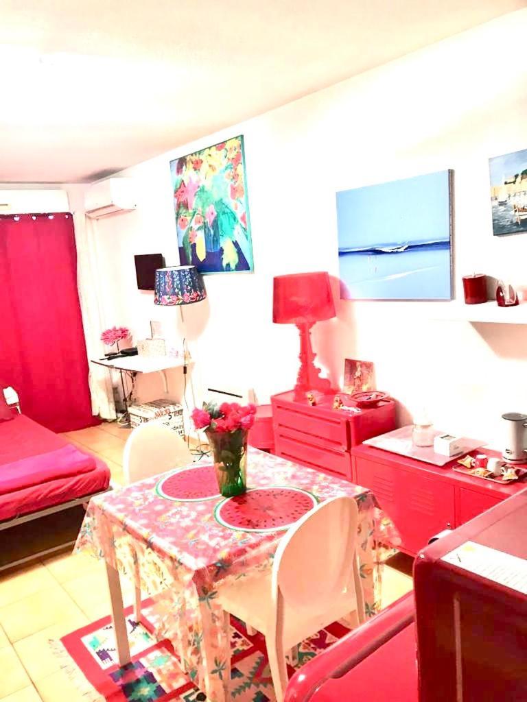 Apartment Centre -les Hauts De Lerins *